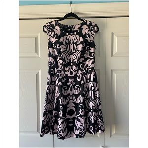 Light pink and black retro dress